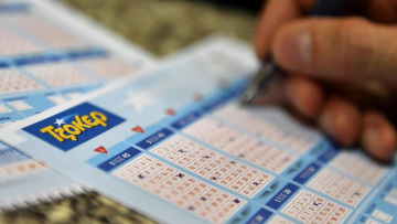 Ένας υπερτυχερός κερδίζει €6,3 εκατομμύρια στο Τζόκερ - Δείτε τους αριθμούς