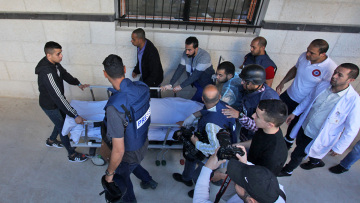 Η δημοσιογράφος του Al Jazeera «δέχθηκε σφαίρα στο πρόσωπο» από Ισραηλινούς στρατιώτες