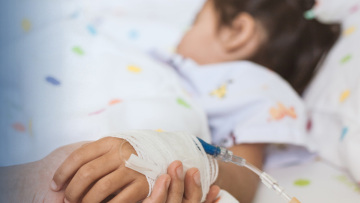 ΕΟΔΥ: Τρία παιδιά με πιθανή οξεία ηπατίτιδα στην Αττική