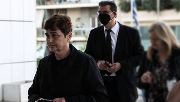 Δίκη Τοπαλούδη: «Ποινή-χάδι τα 16 χρόνια» λέει η μητέρα της και ζητά συνάντηση με τον Μητσοτάκη