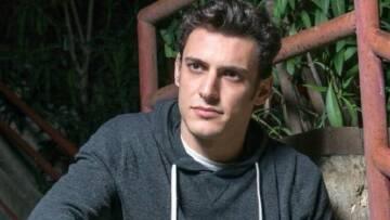 Σταύρος Σβήγκος: «Νιώθω πολλές φορές και μητέρα του παιδιού μου κι είμαι περήφανος γι' αυτό»