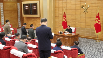 Βόρεια Κορέα: Αυξάνονται οι νεκροί από κορωνοϊό - «Με έλεγχο πυρετού υπολογίζουν τα κρούσματα»