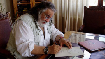 Βαγγέλης Παπαθανασίου: Ο διεθνής συνθέτης που οδήγησε την Ελλάδα στο Διάστημα