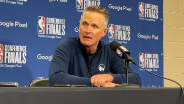 «Αρκετά!» - Συγκλόνισε ο Στιβ Κερ μετά το μακελειό στο σχολείο του Τέξας