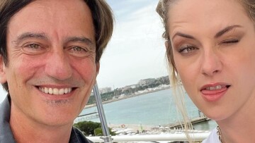 Θοδωρής Κουτσογιαννόπουλος και Κρίστεν Στιούαρτ βγάζουν σέλφι από τις Κάννες