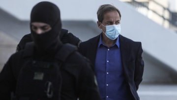 Δίκη Λιγνάδη: Μήνυση του σκηνοθέτη στον τέταρτο άνδρα που τον κατήγγειλε για βιασμό