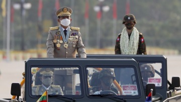 Ένας πρώην βουλευτής, ένας γνωστός ακτιβιστής και δύο αντιφρονούντες θα εκτελεστούν στην Μιανμάρ