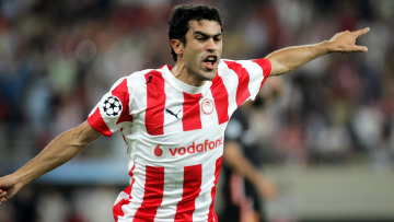 Καστίγιο για Μιρτσέα Λουτσέσκου: «Δε με άφησε να πάω στην κηδεία της μάνας μου, του εύχομαι περαστικά»