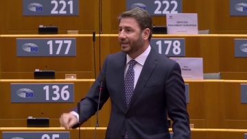 Ανδρουλάκης στο Ευρωπαϊκό Κοινοβούλιο: Μην επαναλάβετε με τον Ερντογάν τα λάθη που κάνατε με τον Πούτιν