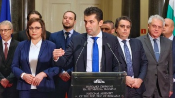 Βουλγαρία: Ο απερχόμενος πρωθυπουργός απέρριψε ρωσικό τελεσίγραφο για ανάκληση της απέλασης 70 διπλωματών