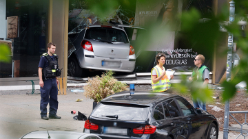 Γερμανία: Όχημα έπεσε σε πλήθος στο Βερολίνο - Ένας νεκρός,  δεκάδες τραυματίες