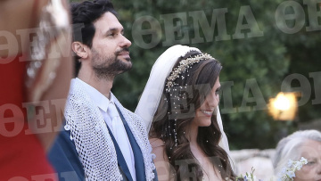 Ορφέας Αυγουστίδης: Ο «Αστέρης» του Σασμού ντύθηκε γαμπρός με... σαρίκι - Δείτε φωτογραφίες