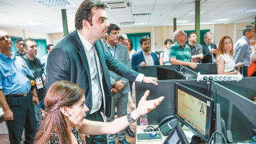 Ξεκινάει από τον Ιούλιο: Ψηφιακά αντίγραφα των ιατρικών εξετάσεων στο κινητό μας