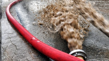 Θεσσαλονίκη: «Φωτιά» στο τηλεφωνικό κέντρο της Πυροσβεστικής - 220 κλήσεις μετά το ξαφνικό μπουρίνι