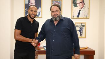 Ολυμπιακός: Ο Ελ Αραμπί ανανέωσε έως το 2024!