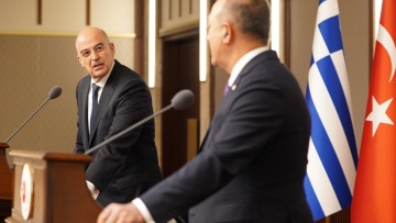 «Χοντρή» προπαγάνδα της Milliyet κατά Δένδια: «Ρισκάρει πόλεμο για να γίνει πρωθυπουργός»