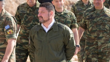 Νέα τουρκική πρόκληση: Παρενόχλησαν μέσω ασυρμάτου ελικόπτερο που μετέφερε το Νίκο Χαρδαλιά