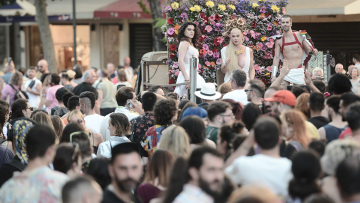 Athens Pride: Υπουργοί της κυβέρνησης και στελέχη κομμάτων έδωσαν το «παρών»