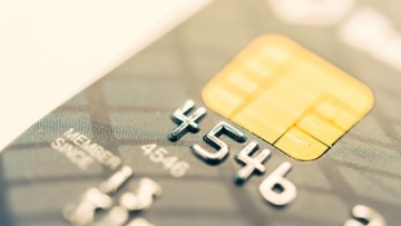 Ιωάννινα: Έκλεψε την κάρτα φίλου του και «σήκωσε» 2.400 ευρώ