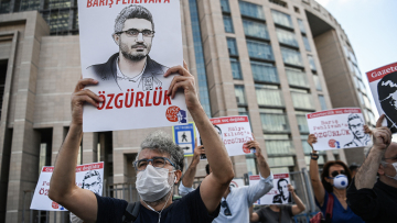 Το Συμβούλιο της Ευρώπης καλεί την τουρκική βουλή να απoρρίψει νομοσχέδιο για την «παραπληροφόρηση»