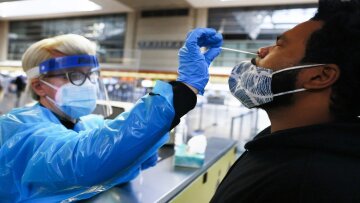 CDC: Σχεδόν ο ένας στους πέντε ενηλίκους που είχε COVID παρουσιάζει συμπτώματα διαρκείας