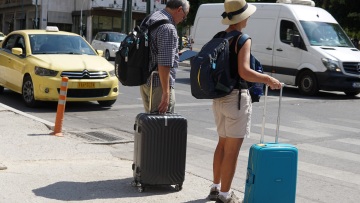 «Ψηφίζουν» Ελλάδα για διακοπές οι Αμερικανοί - Τι δείχνουν πληρότητες και αφίξεις