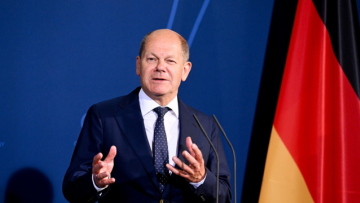 Γερμανία: Για «σημείο καμπής» στην πολιτική της ΕΕ θα μιλήσει ο Σολτς στην Τσεχία