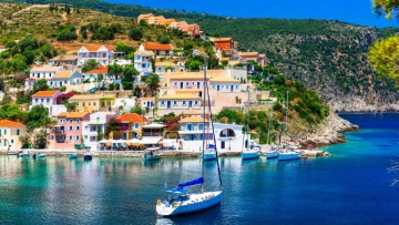 Κεφαλονιά: Πόλος έλξης για ξένους αγοραστές το νησί - Τεράστια η ζήτηση για βίλες «πάνω στο κύμα»