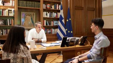 Μητσοτάκης στον Ιρανό αριστούχο των Πανελλαδικών: «Η Ελλάδα είναι μια χώρα ανοιχτή σε όσους θέλουν να ενσωματωθούν»