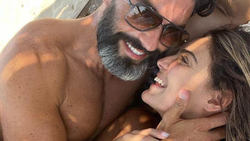 Βρισηίδα Ανδριώτου και Σπύρος Μαρτίκας: Οι διακοπές στην Πάρο, τα τρυφερά τετ-α-τετ και οι «αγώνες» Survivor