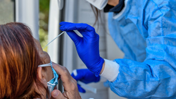 Κορωνοϊός: Αγώνας δρόμου κατά των μεταλλάξεων της Omicron  - Ελεγχόμενη η ροή των ασθενών στα νοσοκομεία