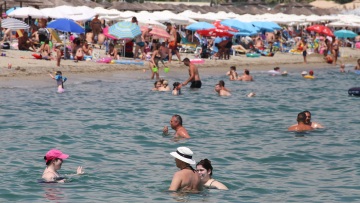 Κοινωνικός τουρισμός 2022: Ξεκινούν στις 13 Ιουλίου οι αιτήσεις για 25.000 δικαιούχους