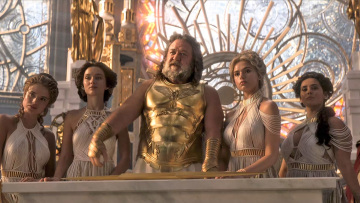 Thor: O Ράσελ Κρόου ήθελε ελληνική προφορά για τον Δία, ενώ ο σκηνοθέτης διαφωνούσε