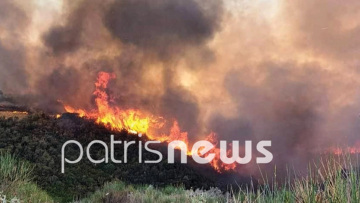 Έφτασε στα σπίτια η φωτιά στα Άγναντα Ηλείας