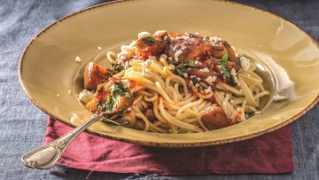 Σπαγγέτι με σάλτσα ιμάμ μπαϊλντί