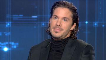 Νίκος Οικονομόπουλος: Νυχτοπερπατήματα στα σοκάκια της Μυκόνου 