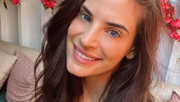 Χριστίνα Μπόμπα: Έτσι είναι το σώμα της με μπικίνι ένα χρόνο μετά τη γέννηση των διδύμων