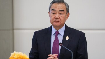 Κινέζος ΥΠΕΞ: Να μη γίνει η Νότια Σινική Θάλασσα «αρένα» μεγάλων δυνάμεων ούτε «πάρκο για σαφάρι»