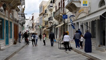 Οι Έλληνες πληθύνονται μόνο στην Περιφέρεια Νοτίου Αιγαίου