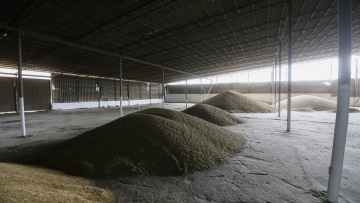 Το φορτίο σιτηρών που έφτασε στον Λίβανο έχει κλαπεί από τις αποθήκες μας, λένε οι Ουκρανοί