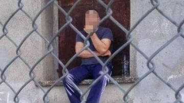 Την εκβίαζε, μας παραπλανούσε, λέει η μητέρα της 14χρονης που βίασε ο αστυνομικός