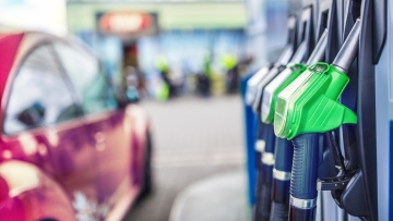 Fuel Pass 2: Έχουν ήδη πληρωθεί 450.000 δικαιούχοι - Σήμερα οι υπόλοιποι 1,6 εκατ. πολίτες