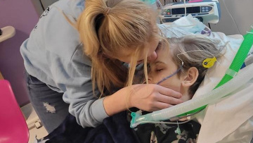 «Έφυγε» ο 12χρονος Άρτσι - Αποσύνδεσαν τα μηχανήματα οι γιατροί 