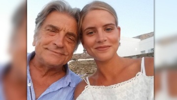 H Δανάη Μιχαλάκη συναντά  για πρώτη  φορά τηλεοπτικά τον πατέρα της 