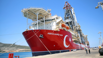 Αμπντούλ Χαμίτ Χαν: Σήμερα ο απόπλους του τουρκικού γεωτρύπανου