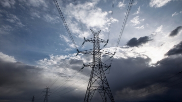 Ρεύμα: Άγγιξε τα €200 η μεγαβατώρα στις τιμές χονδρικής με άλμα κατά 36,7%