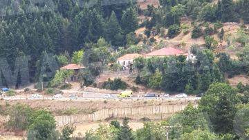 Έγκλημα στην Άρτα: Βρήκαν το αυτοκίνητο του 29χρονου που σκότωσε τον πεθερό του - Πυροβόλησε και κατά της πρώην συζύγου του