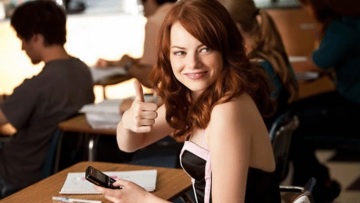 Πώς θα καταλάβετε ότι ένα διαδικτυακό φλερτ σάς λέει ψέματα: Τα ανησυχητικά σημάδια