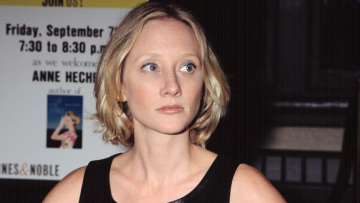 Αν Χες: Το δράμα της μάνας της - Πέθαναν τα 4 από τα 5 παιδιά της και ο άνδρας της από AIDS