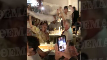 Νία Βαρντάλος: Γλέντι αλά ελληνικά στην Πάρο για την ηθοποιό